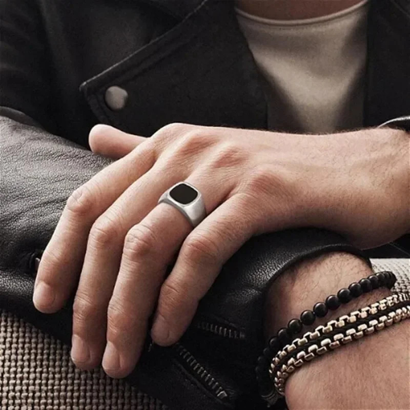 Classic Mens Stainless Steel Signet Ring with Square Onyx Jewelry Halloween Gift 316L Weding Mens Rings Black Stone 251217