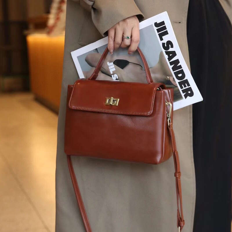 Luxury bag, designer bag, handbag, Hobo women's new versatile and high-end crossbody bag, fashionable commuting shoulder bag, leather single hand