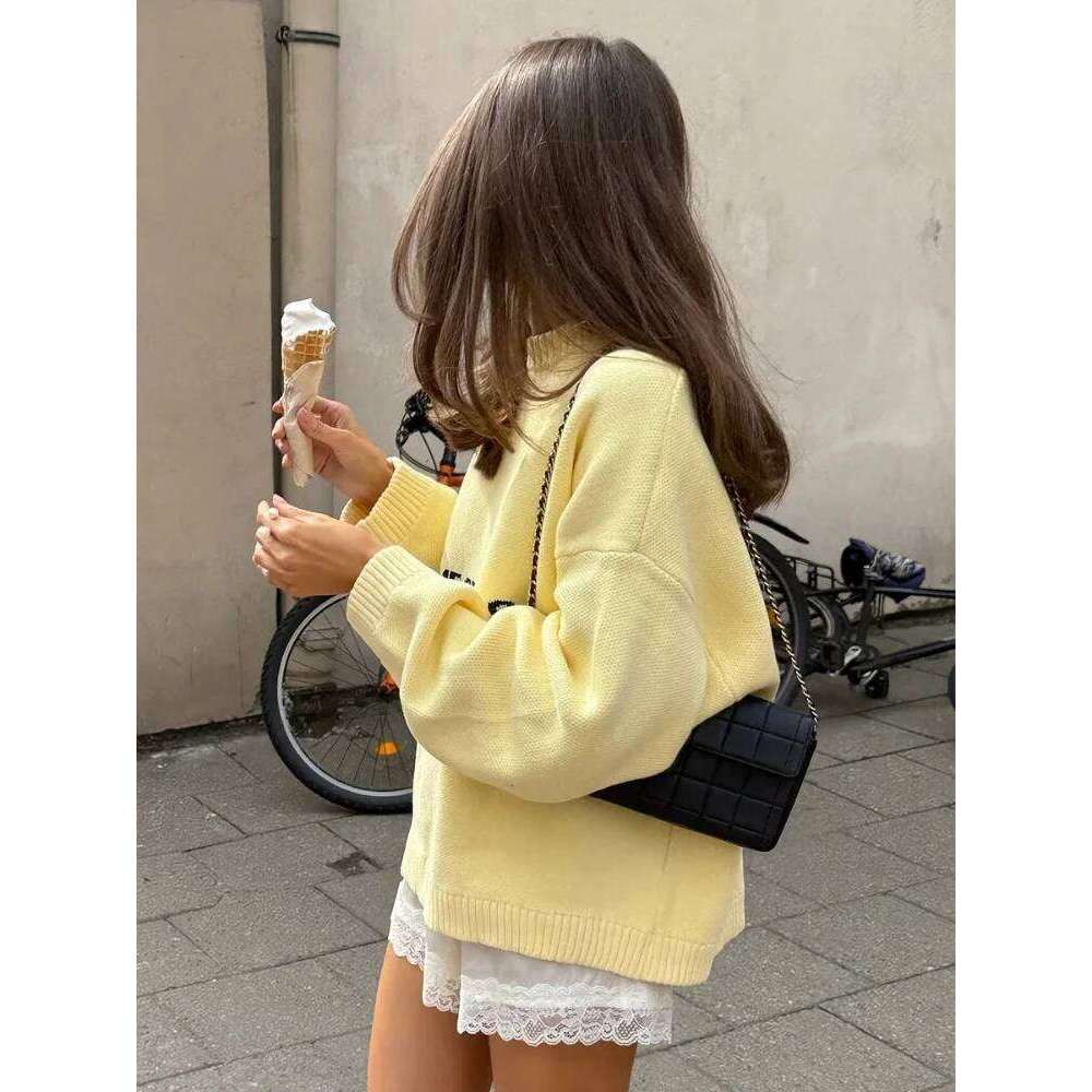 New Autumn Winter Lazy Style Letter Jacquard Knitted Women Designer Fashion 2026 Street Travel Campus Daily Office Thick Warm Sweater