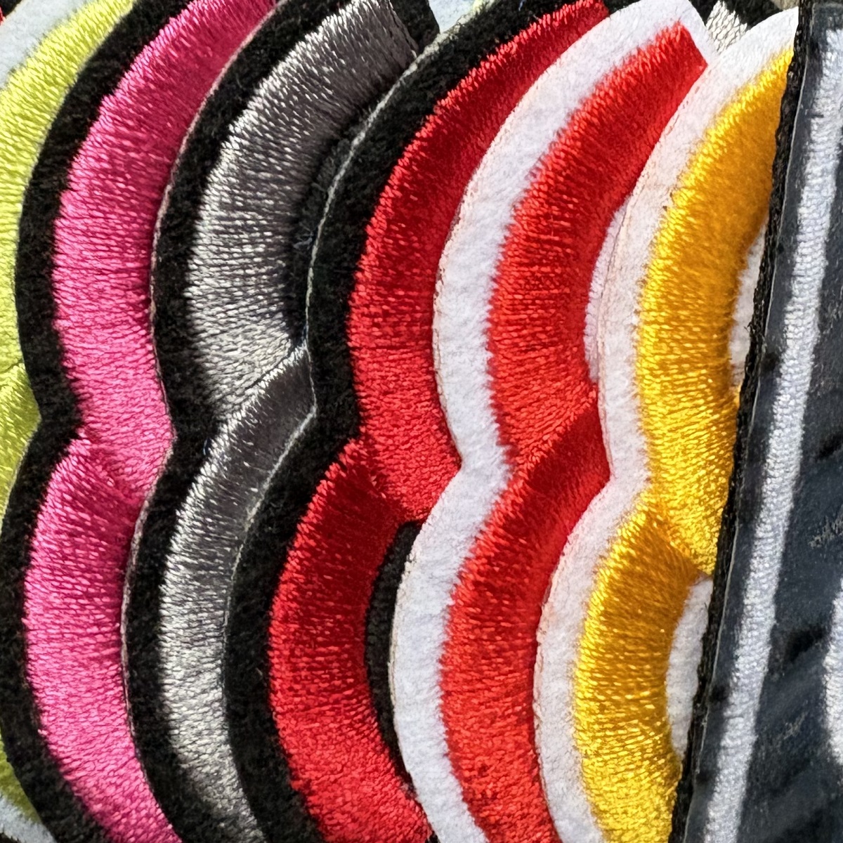 K141-149 Fashion Brand iron on Patches for Clothes Backpack DIY Sewing Coat France Ironing Embroidery Patch for repair hole T Shirt hat Decor Letter appliques