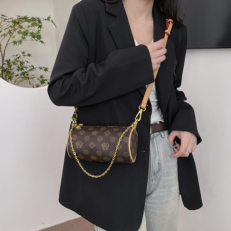 LUYIWEINASI High-end fashion presbyopia cylinder bag women's 2025 new retro printed Boston bag shoulder bag oblique span bag