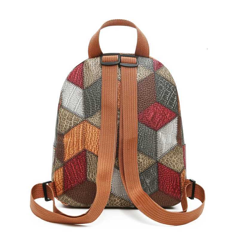 Neutral style backpack for men and women suitable for travel and shopping The design features a combined patternM251222