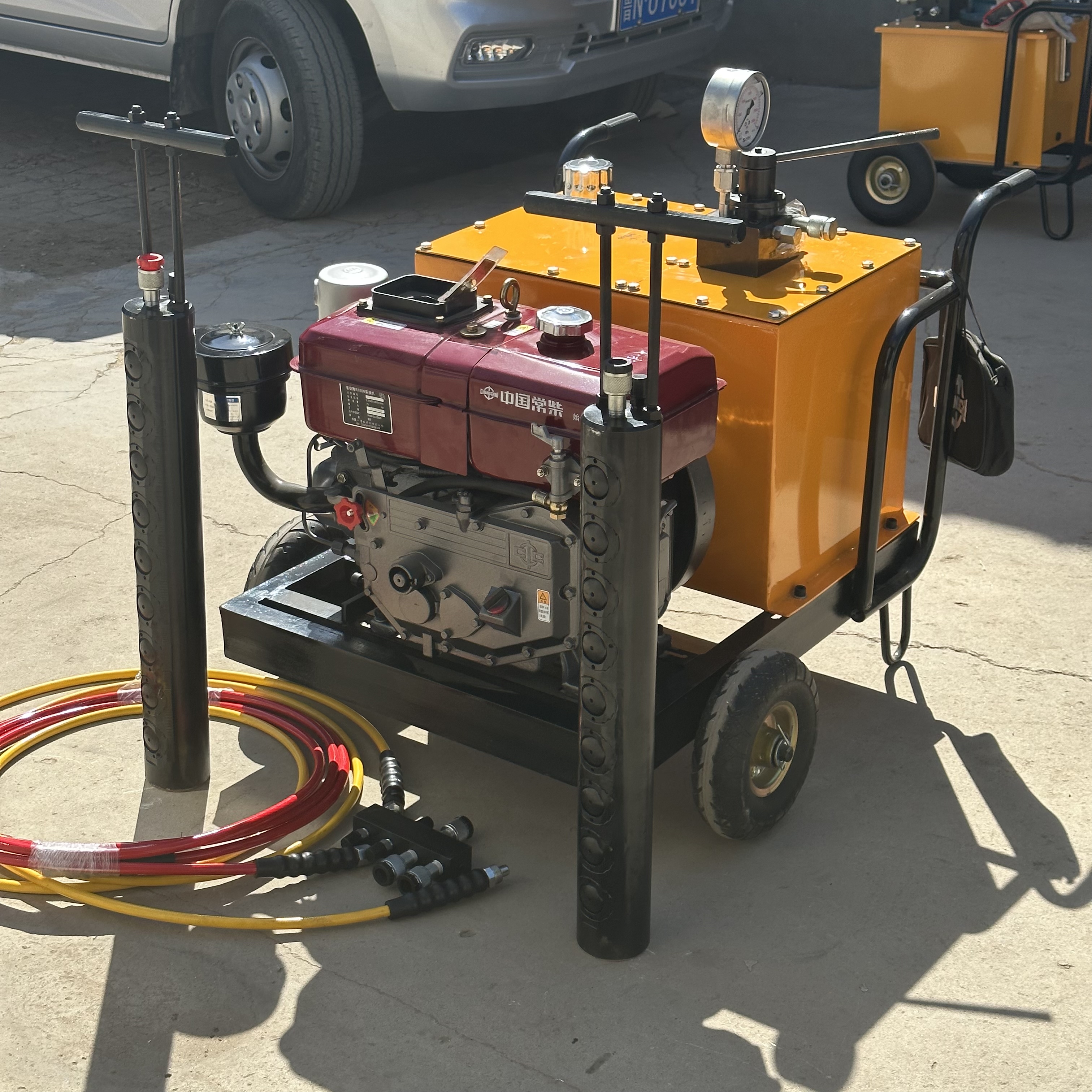 Most Powerful Manual Hydraulic Rock Splitter | Marble & Stone Breaking Tool