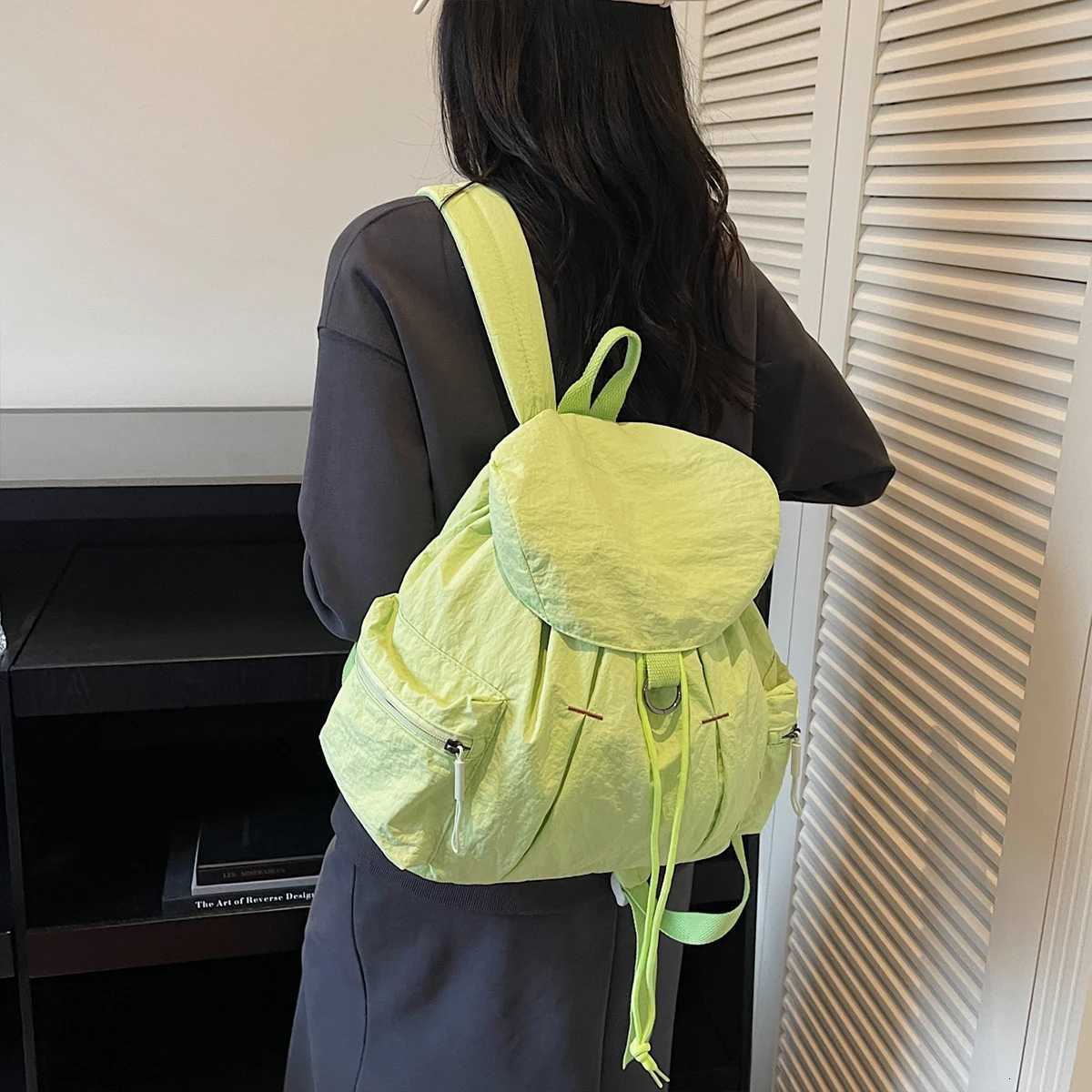 t Commuter Backpack for Women Suitable for Outdoor Hiking Large Capacity Lightweight Mommy Backpack for Walking with kids Hiking Shopping and MOUntain