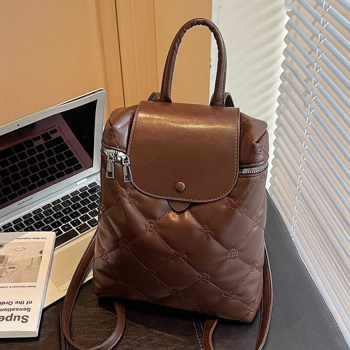 Womens Backpack Casual Commuter Tablet Bag for Women 2025 Versatile Pu Leather Large Capacity Mom Travel Backpack for Shopping Hiking and OutingsM2512