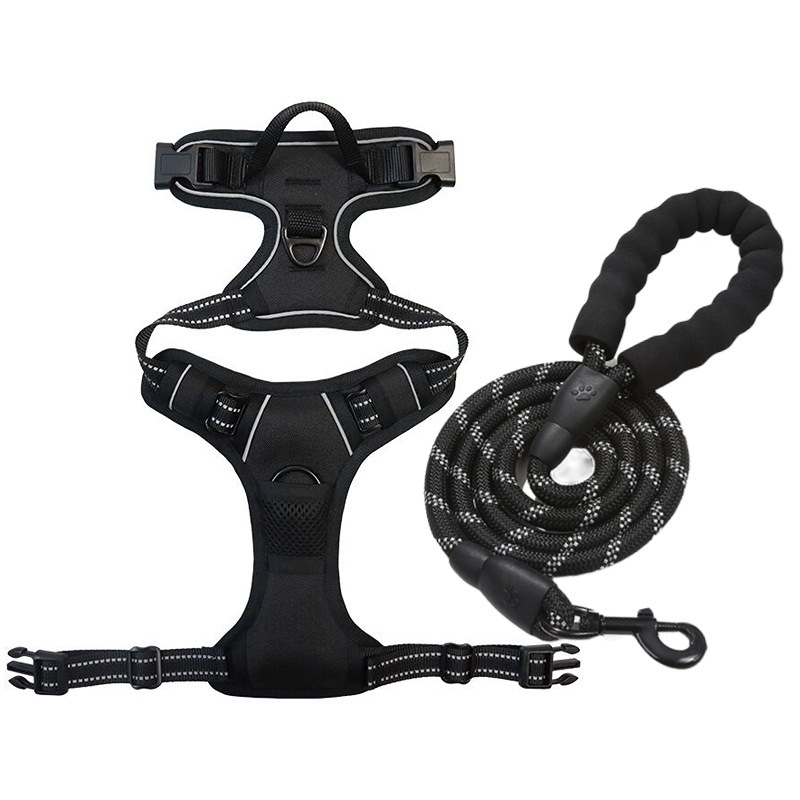 New Reflective Dog Vest Harness for Big Dogs Comfortable Adjustable Pet Harness with Leash Hook