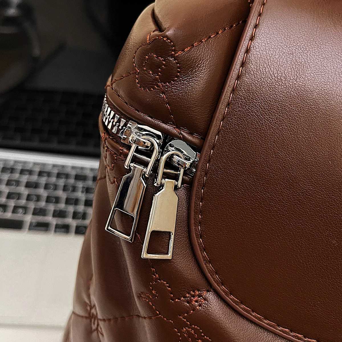 Womens Backpack Casual Commuter Tablet Bag for Women 2025 Versatile Pu Leather Large Capacity Mom Travel Backpack for Shopping Hiking and OutingsM2512