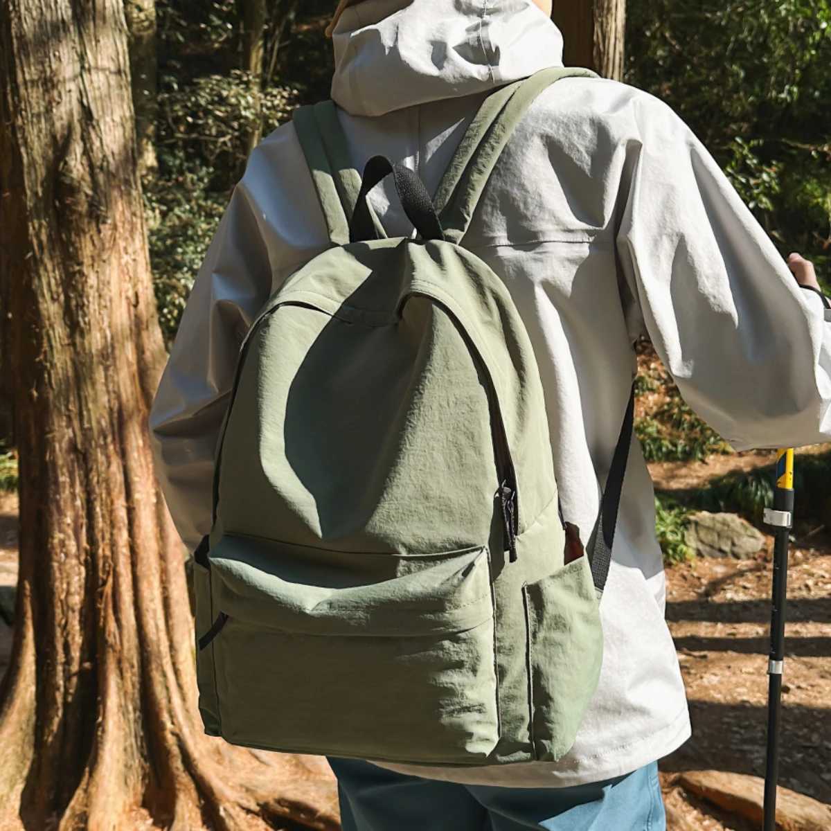 choolbags for Primary School s in Grades Three to Six UltraLightweightW aterproofL argeCapacityBa ckpacksfo rJu niorHi ghSc hoolSt udentsLi ghtweigM25