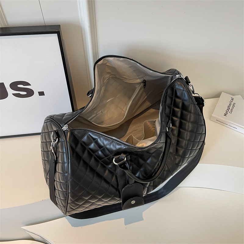 Free Shipping 2026 Classic PU Checkerboard Travel Bag, Waterproof Large Capacity Duffle for Men Women Gym Carry-On & Weekend Tote Y260225