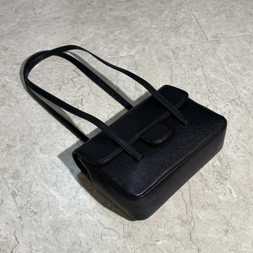 Luxury Designer Sho… - image