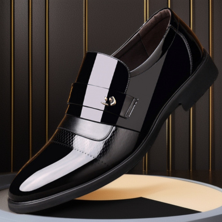 Mens Leather Shoes Retro Carved Lace-up Brogue Oxford Wedding Men Dress Shoes Male Formal Business Gentleman Office Shoes 250730