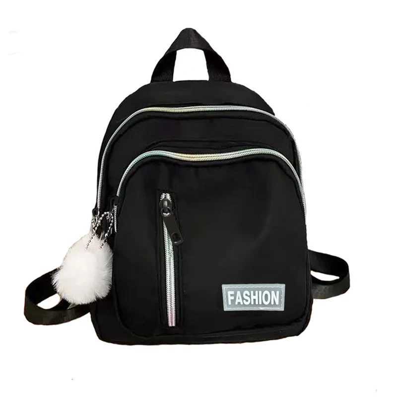 Neutral color backpack for men and women suitable for travel and photography With a zipped and colorful designM251222