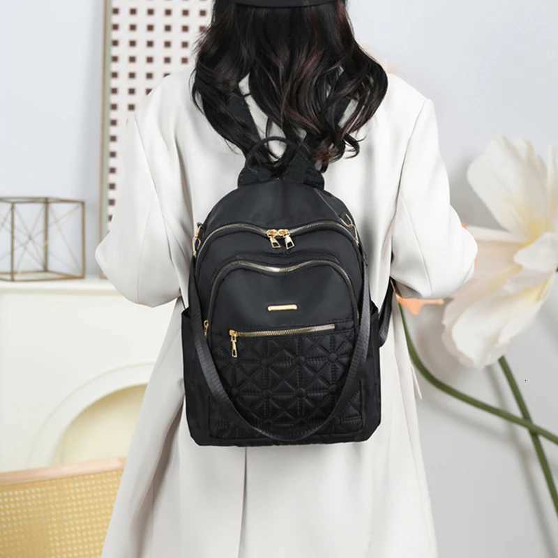 Neutral style backpack for men and women suitable for shopping and business trips The bag has shoulder straps insideM251222