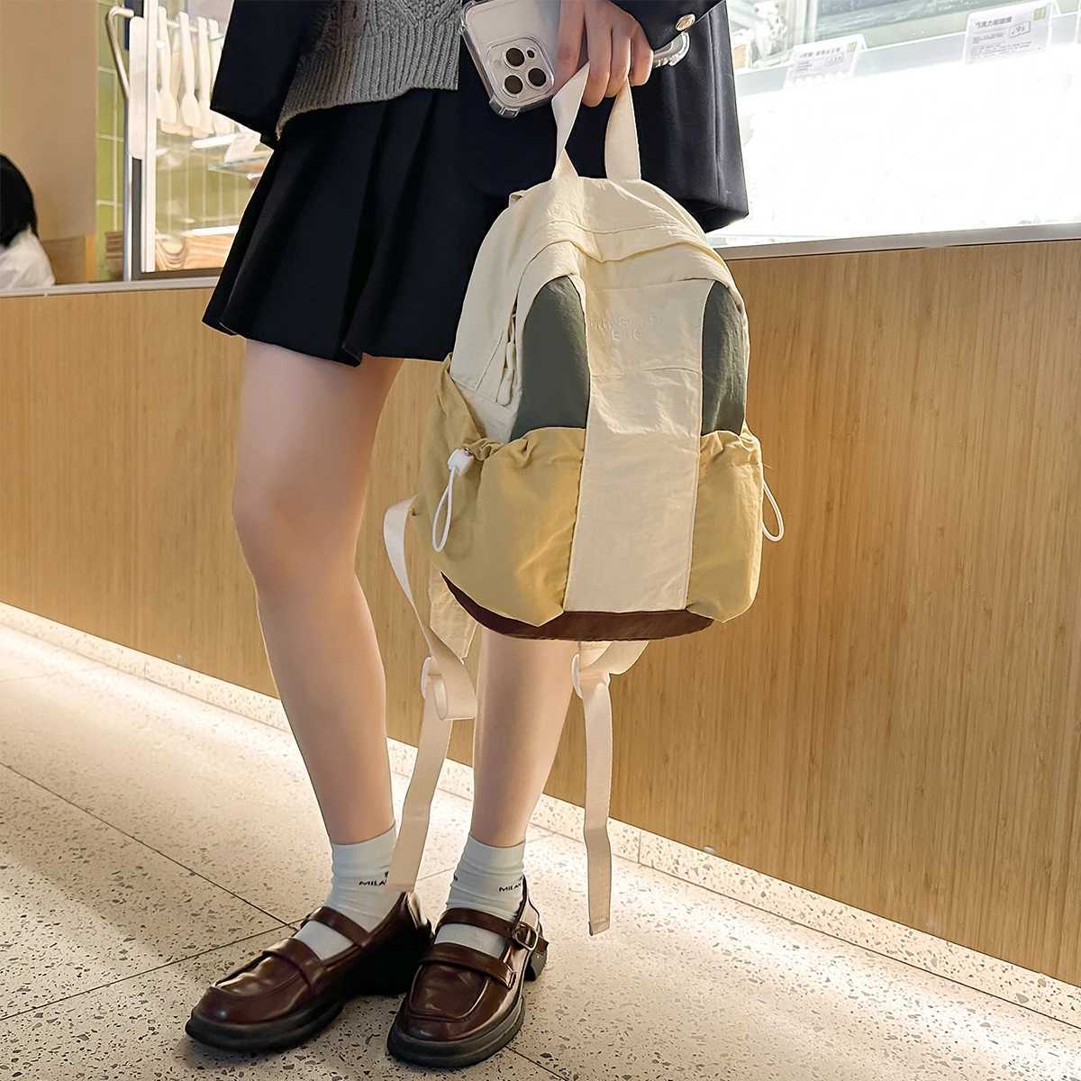 Outdoor Hiking Small Backpack Lightweight Mountaineering Bag Womens Summer Ultra-Light Sports Lightweight Backpack Small School BagM251222