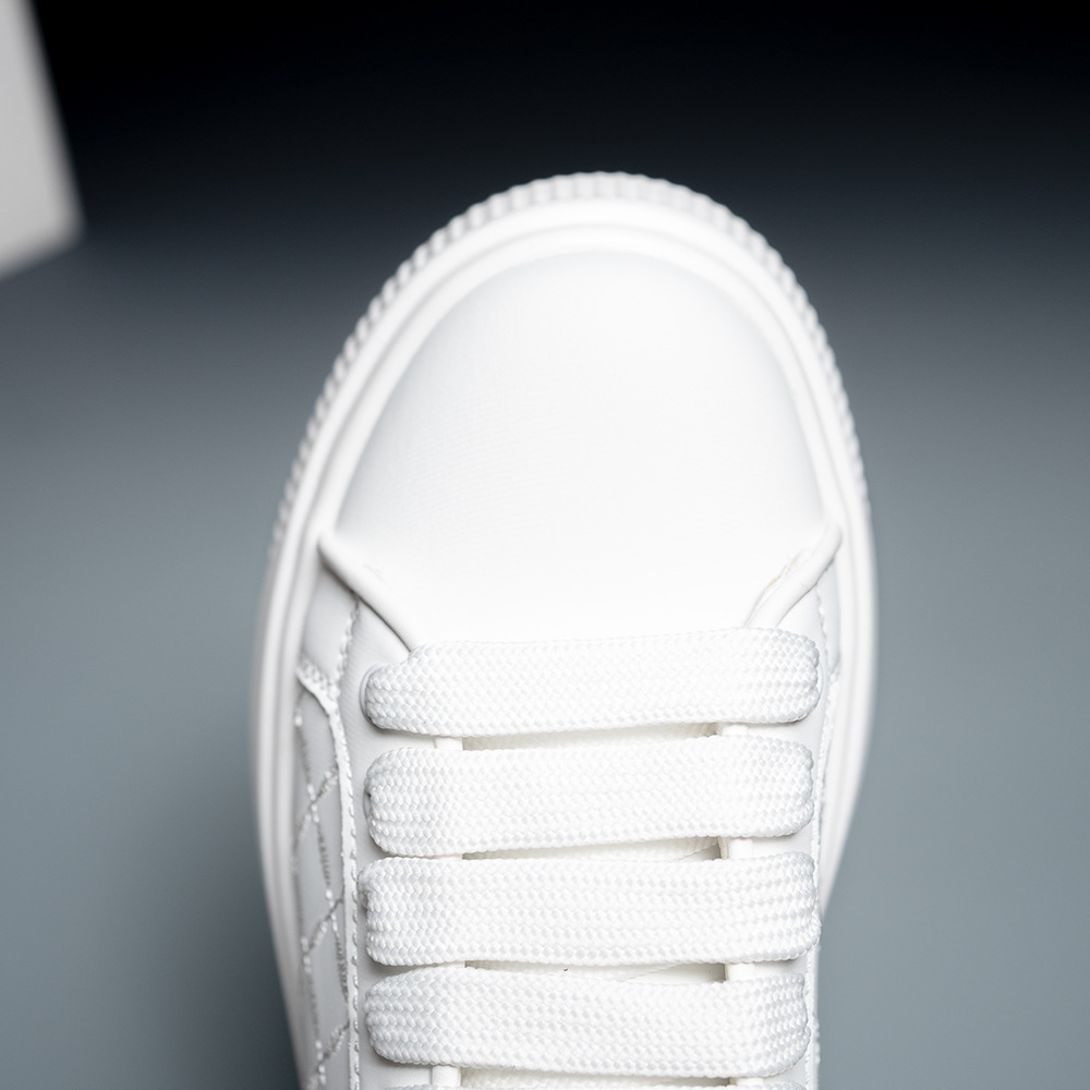 Bestselling 2026 Spring New Arrival Style Fashion Chunky Sole Sneakers Unisex Breathable Soft Sole Casual Shoes Couple Shoes Size 36-44 Free Shipping