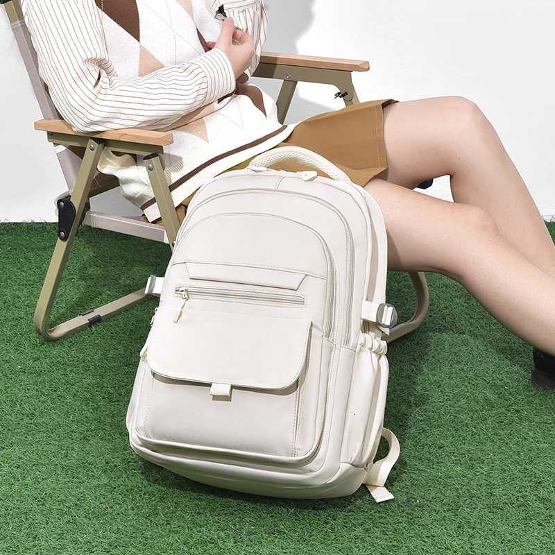 A Multi-layer Waterproof And Stylish Backpack Oxford Large-capacity Simple Commuter Out-of-town Student BackpackM251222