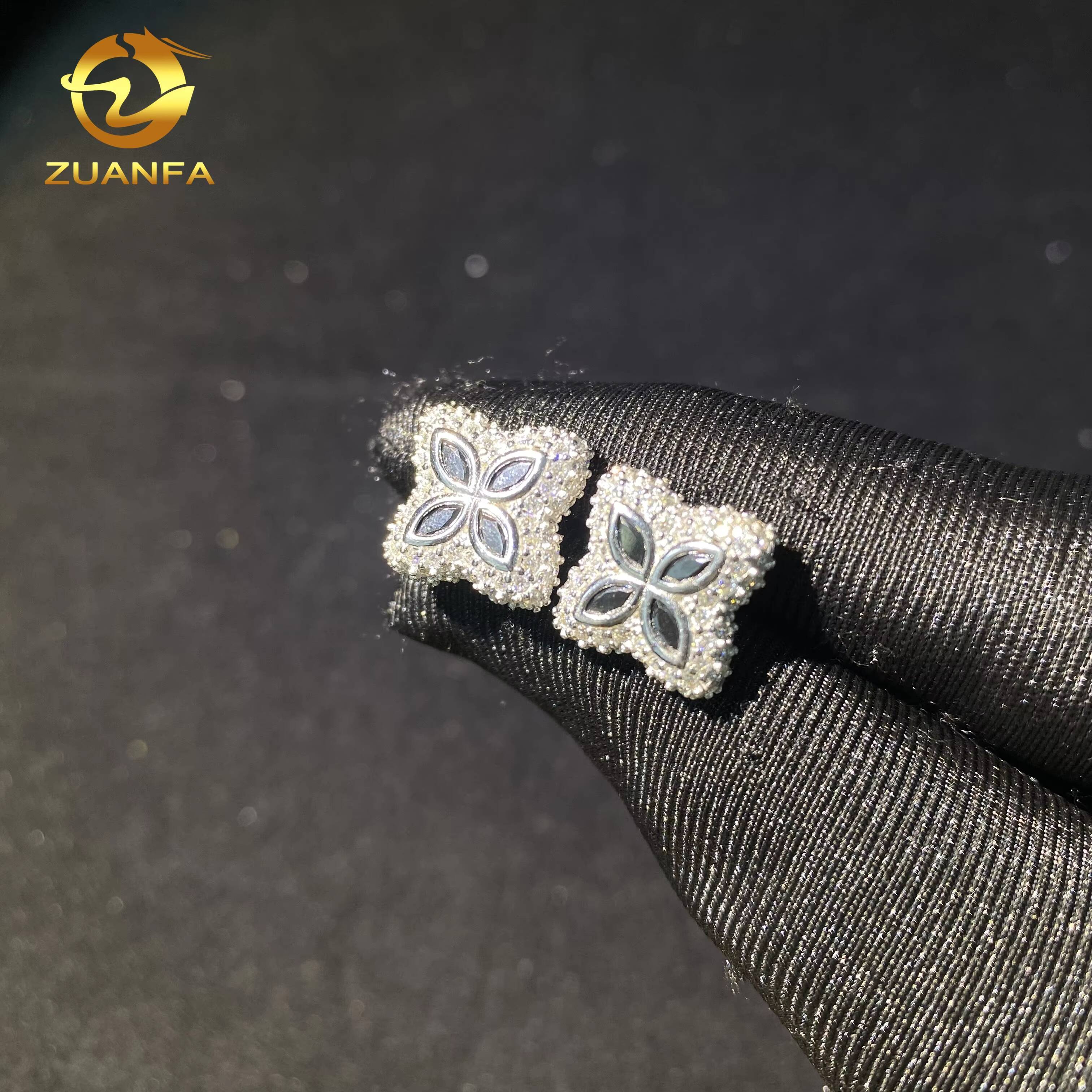 Ready to Ship Luxury 15mm 925 Silver Trendy Screw Back Ear Studs Iced Out Hip Hop Jewelry VVS Moissanite Clover Stud Earrings