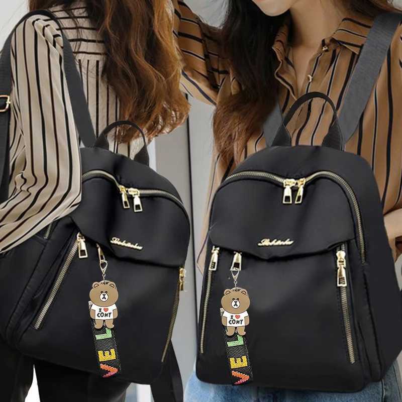 Neutral style mens and womens travel backpacksuitable for photography during tripsMade of nylon materialwith accessoriesM251222