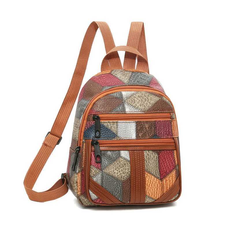 Neutral style backpack for men and women suitable for travel and shopping The design features a combined patternM251222