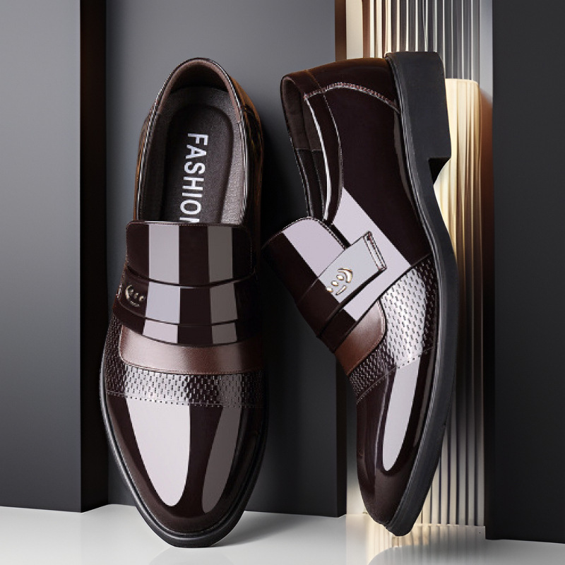 Mens Leather Shoes Retro Carved Lace-up Brogue Oxford Wedding Men Dress Shoes Male Formal Business Gentleman Office Shoes 250730