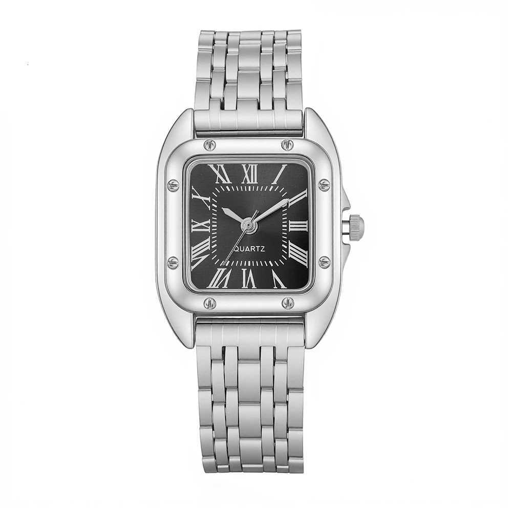 New Fashion Elegant Ran Dial Steel Band Quartz for Christmas Halloween Holiday Gifts M251222