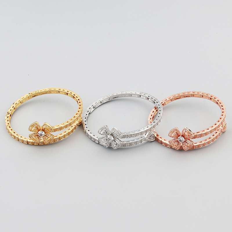 Attract Luck Jewelry Fashion Full Inlaid Zircon Leaf Flower Bracelet Fresh Open Adjustable Spring Steel Women's Light Luxury Elegant Jewelry