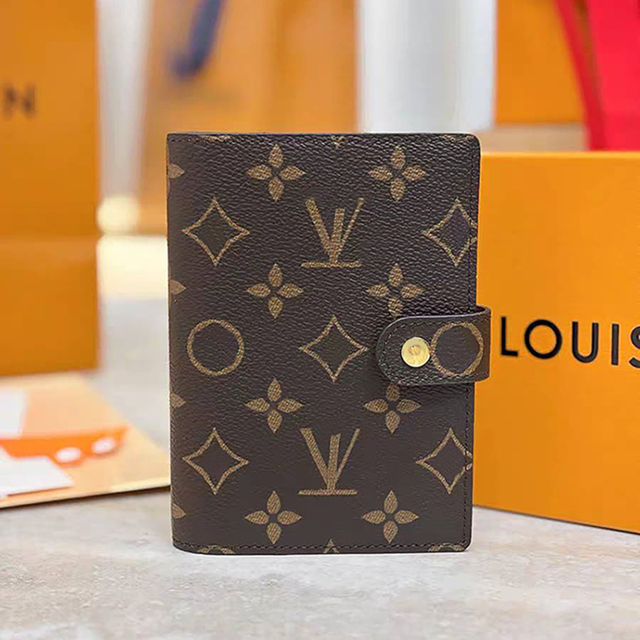 Louisvuinton Women's new Luxury Retro Vintage Leather Flower Fashionable Notebook Card bag Designer Coin Wallet Male and Female Universal Passport Card Pack Purse