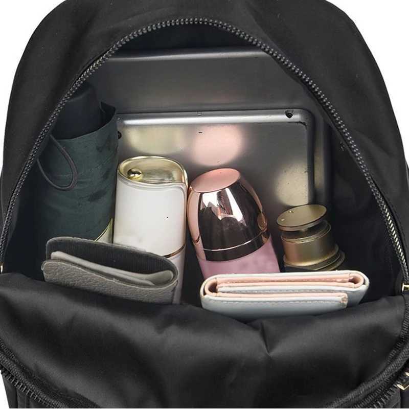 Neutral style mens and womens travel backpacksuitable for photography during tripsMade of nylon materialwith accessoriesM251222