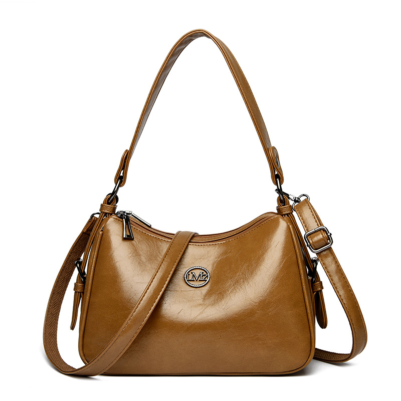 OULAIMEIZI Designer 2025 Winter New Retro Oil Wax Leather Underarm Letter Casual Fashion Shoulder Bag Soft