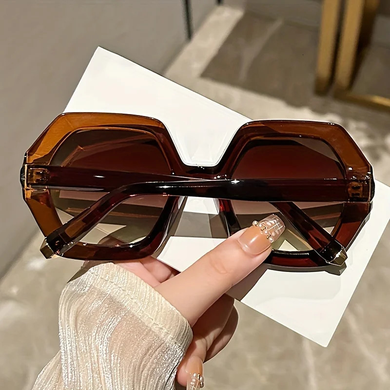 Retro Polygon Sunglasses Large Frame Personalized Irregular Simple Fashion for Outdoor Travel and Street Pography Eyewear 251205
