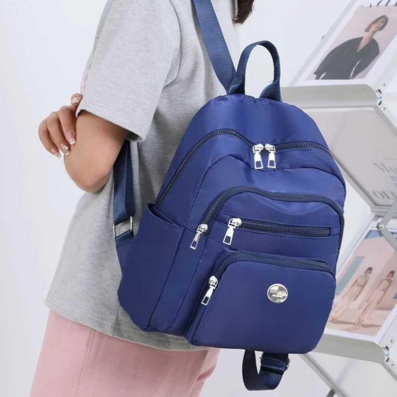 Neutral style backpack for men and women suitable for travel and outings Single shoulder bag with multiple pocketsM251222