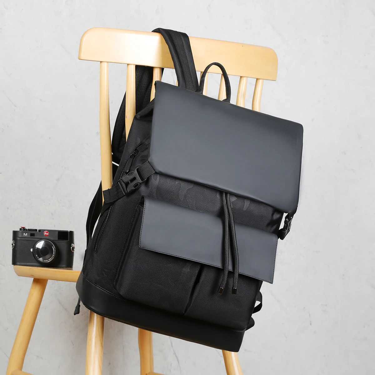 Fashionable Classic Business Backpack for Men and Women Trendy Laptop Bag Travel Large-Capacity Backpack for Work Commuting and BoardingM251222