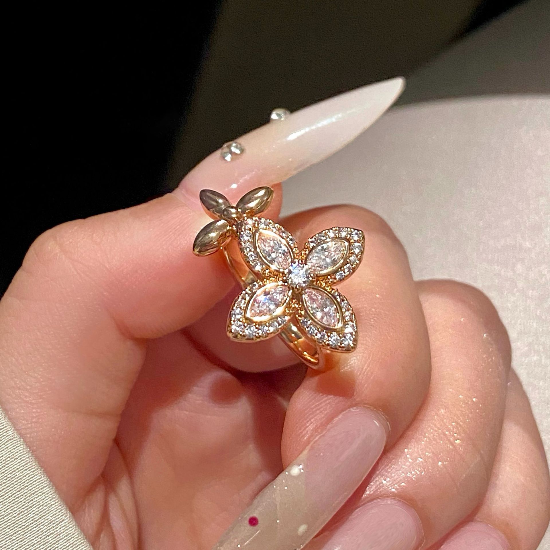French Zircon Flower Open Exquisite Elegant Fashion Versatile Index Finger Ring Light Luxury High-end Feel Jewelry - view 7