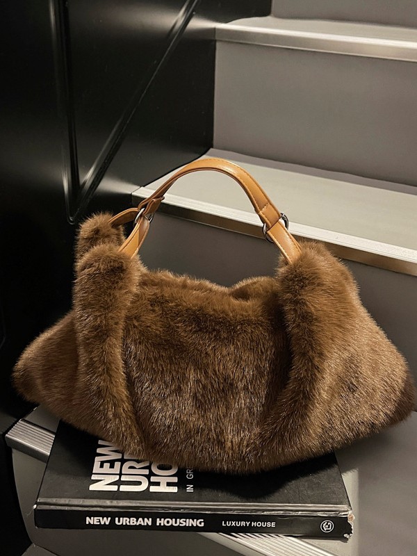 MAXI FAUX FUR BAG Fuzzy Fur Fluffy Large Handbag Womens Fashionable Tote Bag Elegant Ladies Luxury Designer Shoulder Bags Z251024