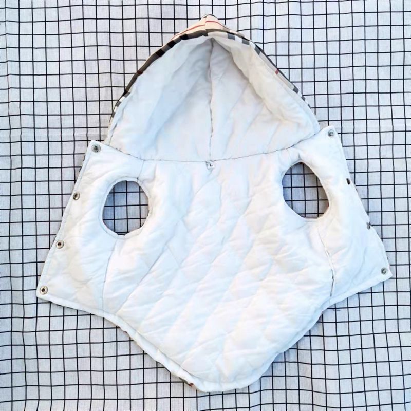 Classic Plaid Designer Dog Apparel Soft Warm Pet Hoodie Luxury Puppy Winter Coat Cold Weather Windproof Dog Snow Jacket for Small Medium Dogs