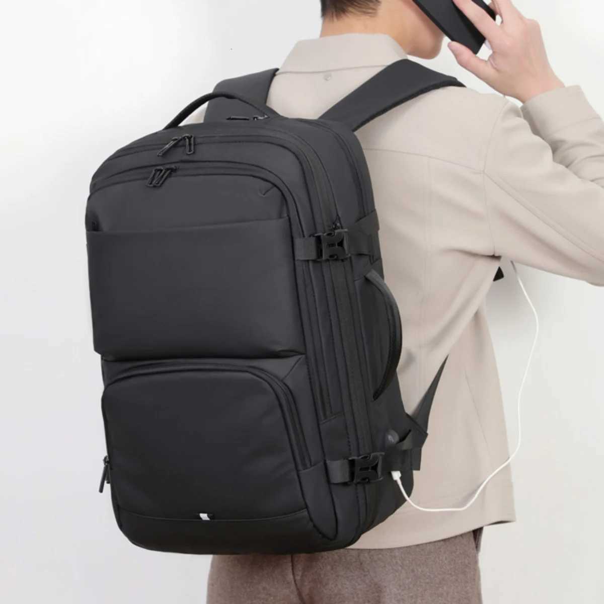 Mens Business Commuter Backpack Large-Capacity 16-Inch Computer Bag for Business Trips College Student School BagM251222