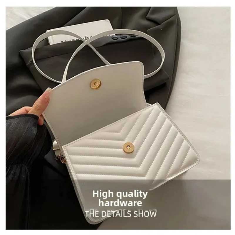 Women Crossbody bags Fashionable Handbag For Women Shoulder Bag Small Square Handbag Fashionable Casual Shoulder BagT251222