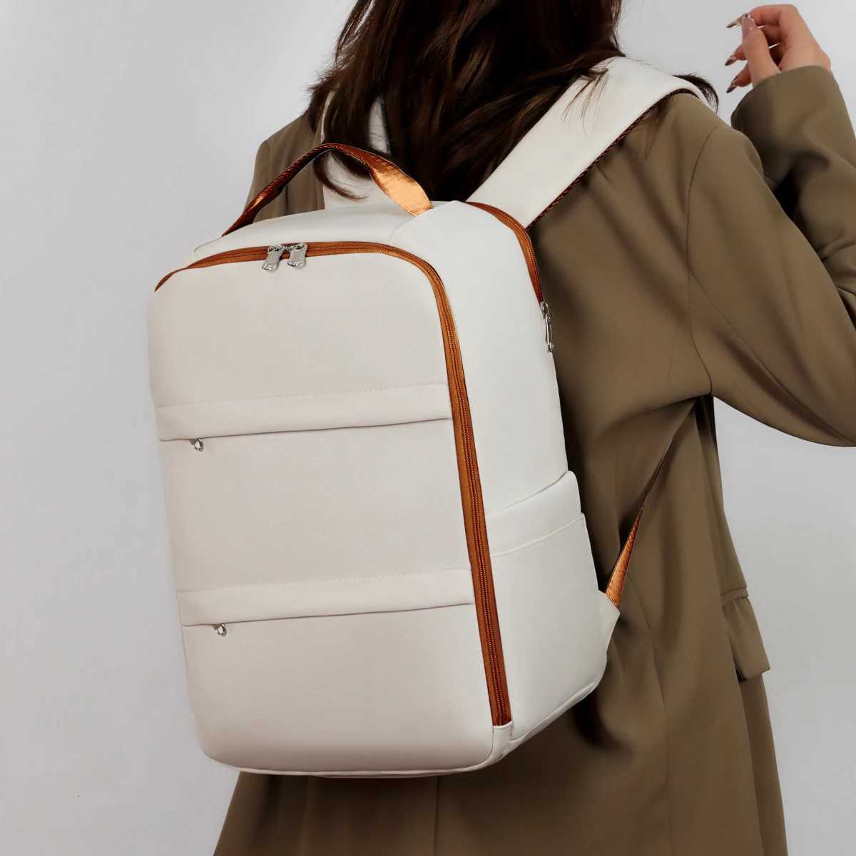 ityB ackpackf orM ena ndW omenS hortDistanceBu sinessTr ipMo untaineeringBa gTr avelBa gSt udentBa ckpackSp ortsan dLe isureSc hoolBa gWo rkBa gWo rkC