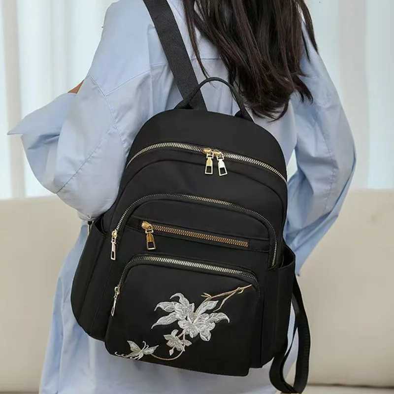 Neutral style backpack for men and women suitable for travel and school use Made of nylon materialM251222