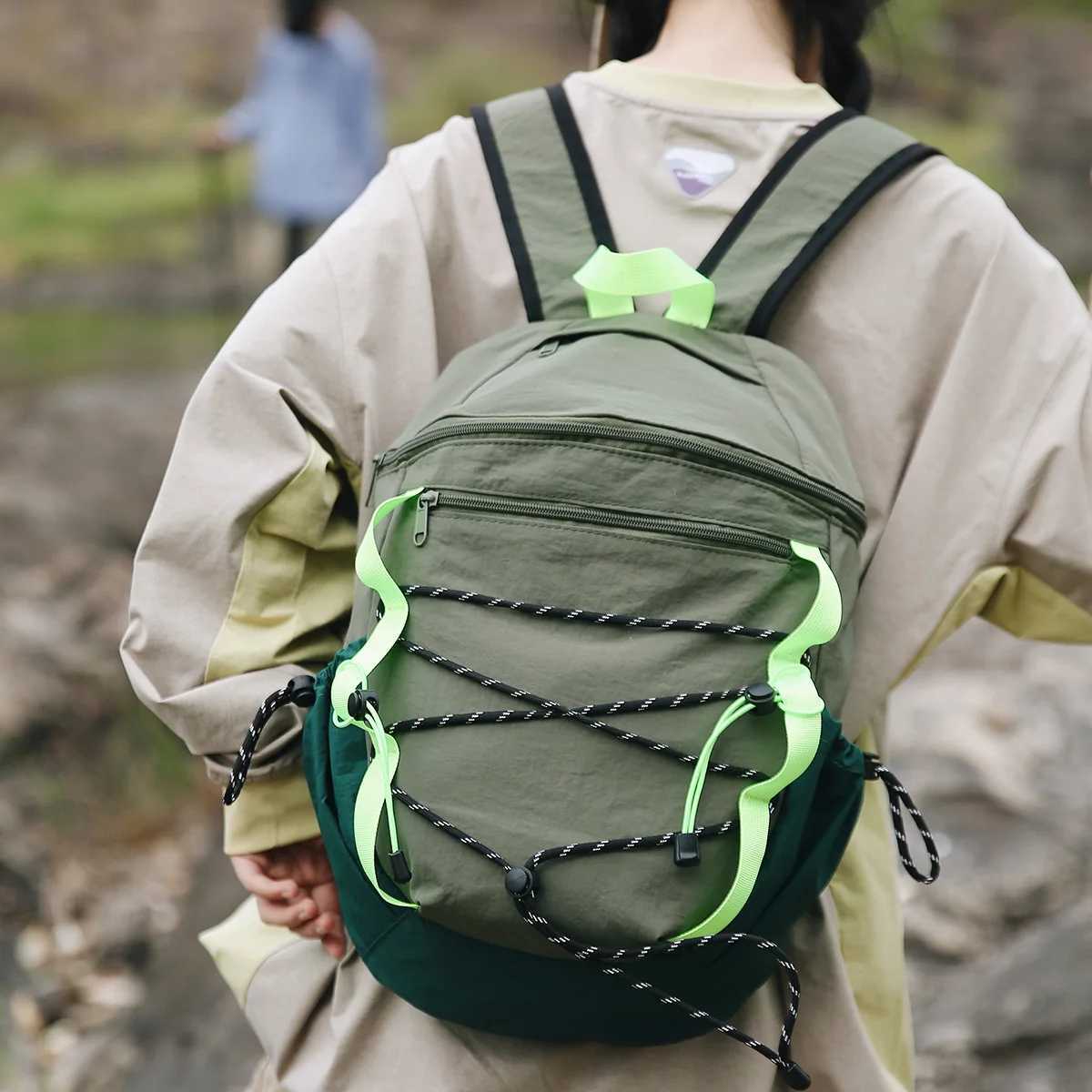 king Backpack for Women UltraLightweightT rekkingB ackpackf orM enL ightweightS portsC ampingB ackpackC yclingB ackpackf orC ouplesS tudentS mallB ack