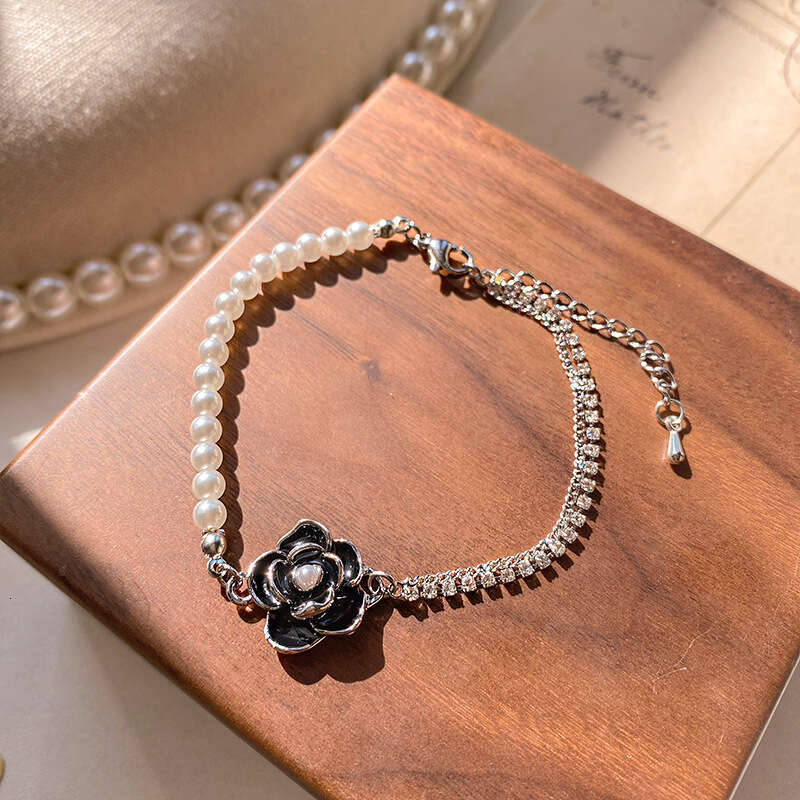 designer Bracelet for Women, Light Luxury, High-End Feel, Niche Exquisite, Student Best Friend Bracelet, Internet Celebrity Hot Item, Hand Jewelry