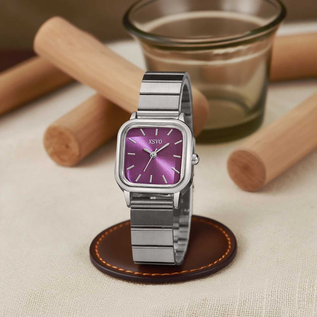 Fashionable Simple Tren Light Luxury Square Steel Band Wens Quartz Set of 3 Suitable for Thanksgiving and C M251222