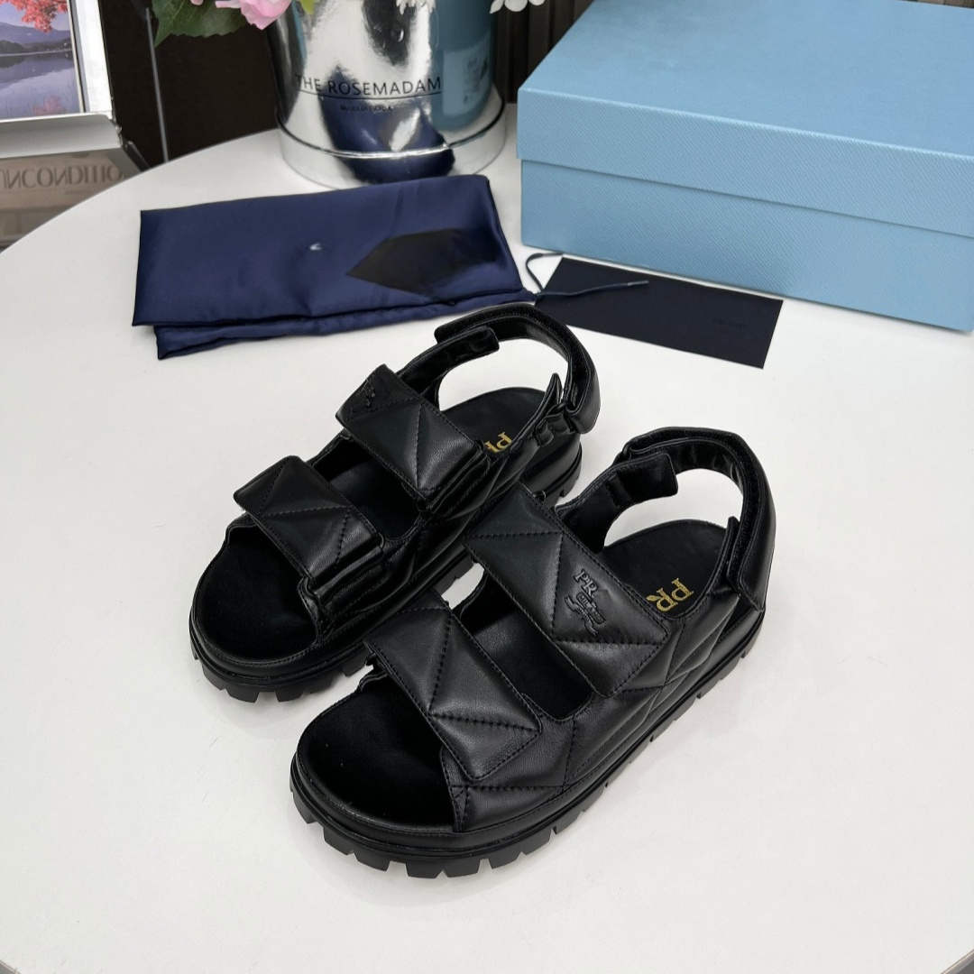 2026 Designer Sandals New Women's Platform Sandals Thick Sole Magic Tape Sports Style Quilted Strap Elevator Summer Shoes beach slippers for vocation