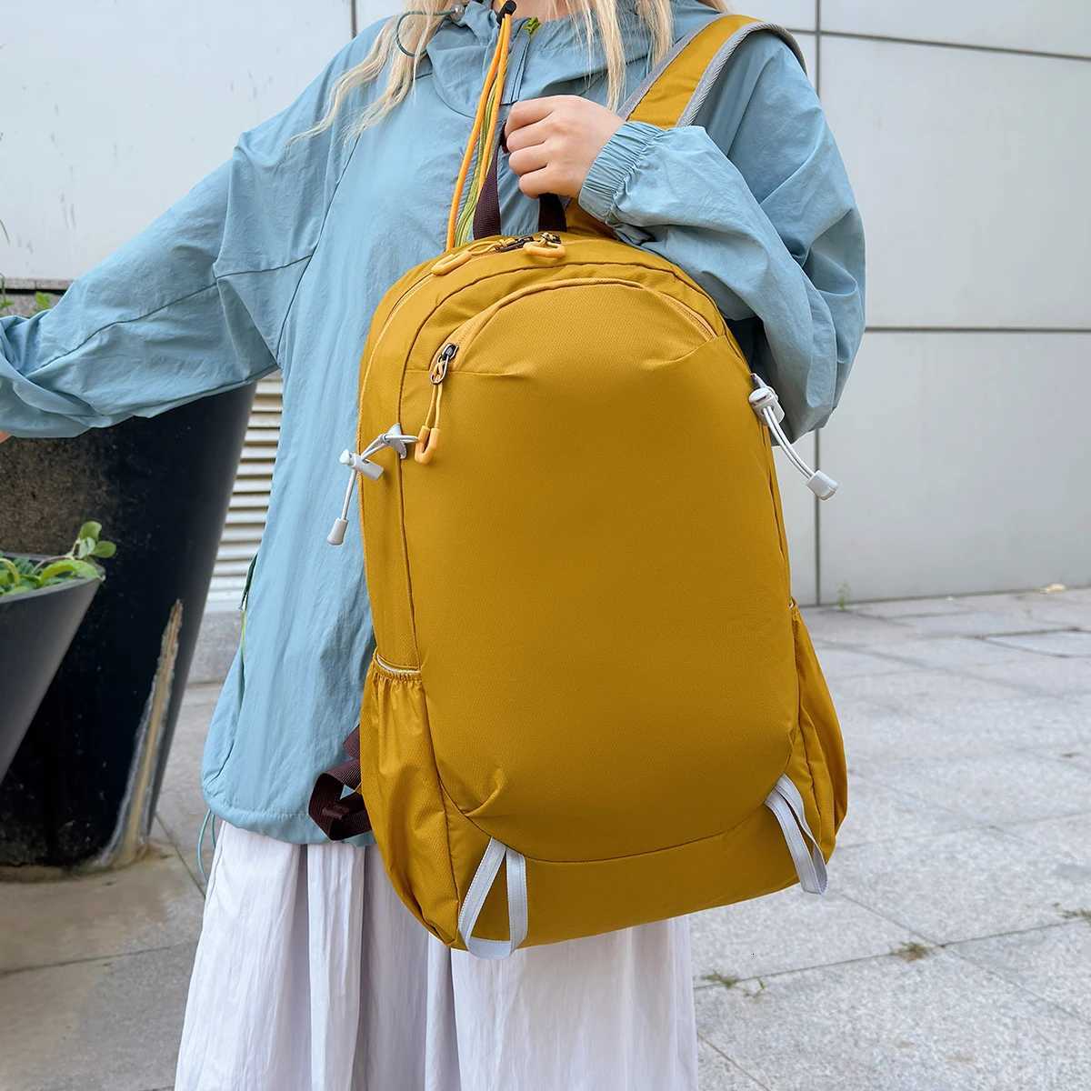 Outdoor Hiking Backpack for Women Lightweight Waterproof Ultra-Light Sports Backpack Camping Travel Mountain Climbing Lightweight Backpack CyclingM251