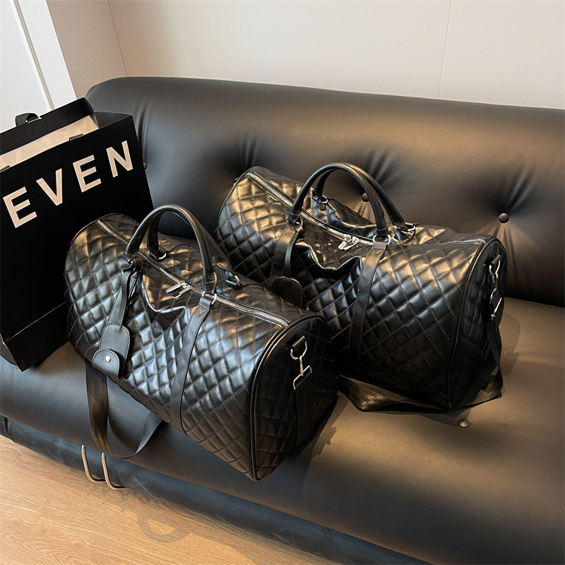 Free Shipping 2026 Classic PU Checkerboard Travel Bag, Waterproof Large Capacity Duffle for Men Women Gym Carry-On & Weekend Tote Y260225