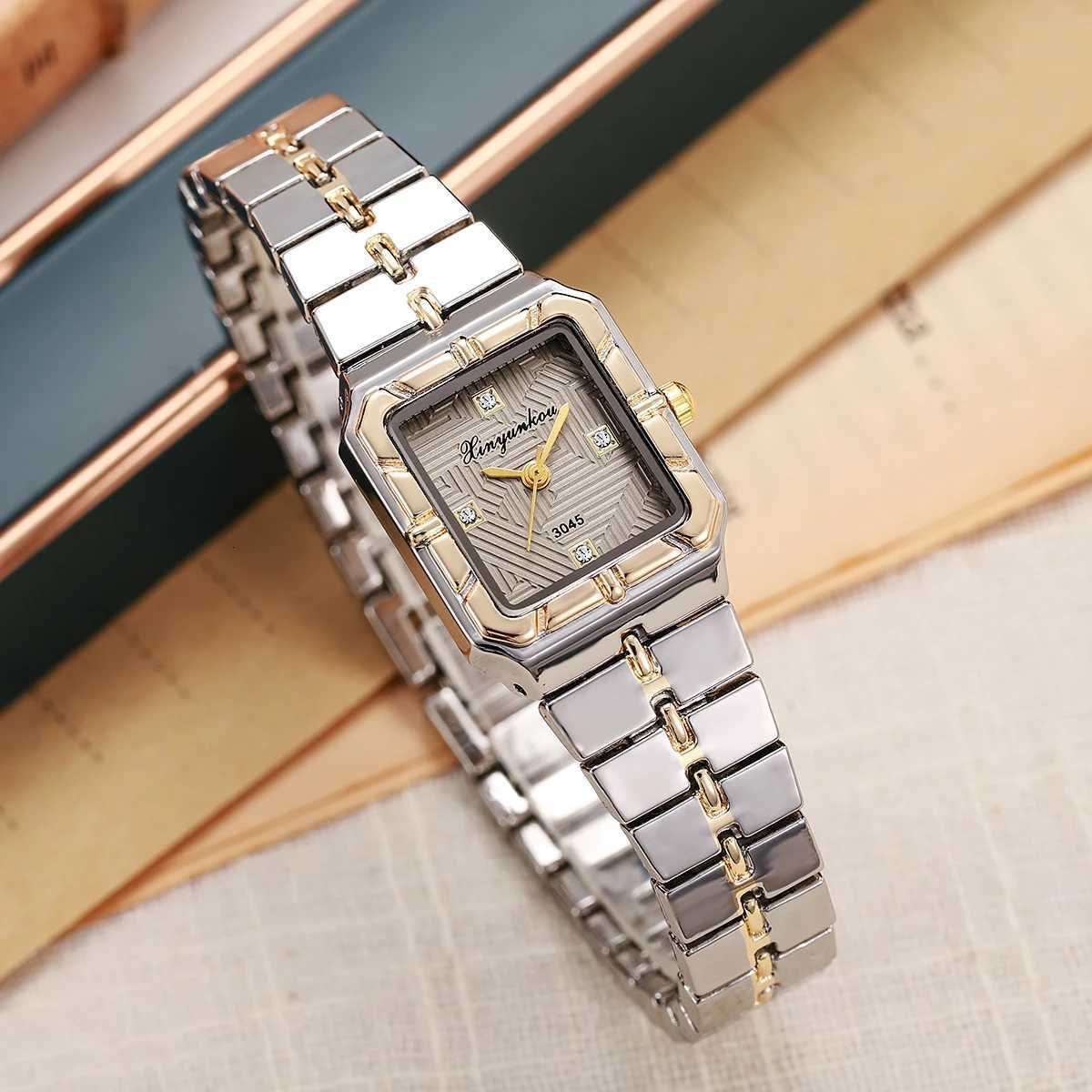 Light Luxury Square Ladies Quartz Three-Piece Set with - Fl-Diamond - Holiday Gift M251222