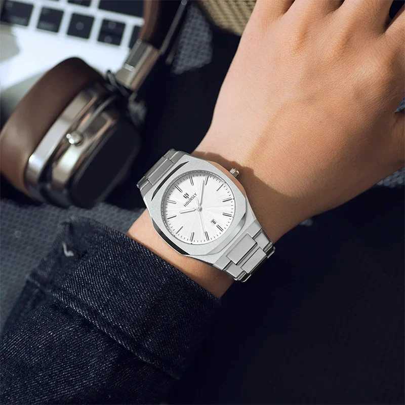 Top Luxury Brand Man Sports Waterproof Luminous Date Men Wrist Square Dial High Quality Busin Quartz Men es M251222
