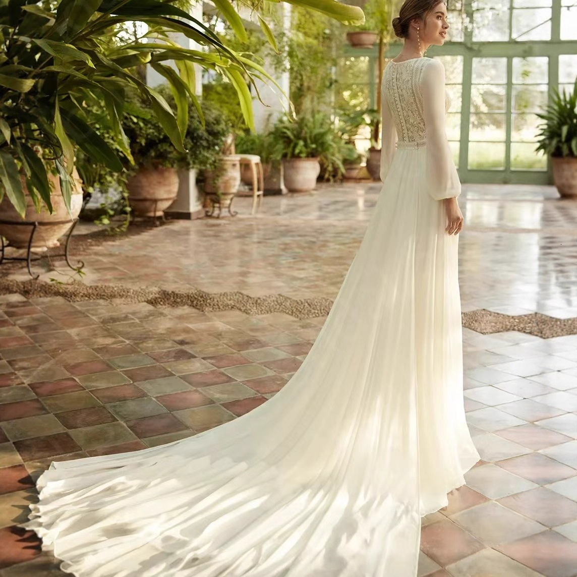 French Style Light Wedding Dress Bride Wedding Small Dress High-End Long Sleeve Train Mori Style Outdoor Dress Banquet Elegant Temperament 241112