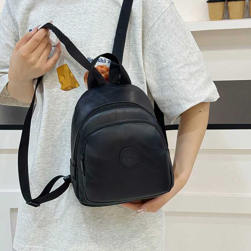 Neutral style backpack for men and women suitable for travel and school use PU material pure black small bagM251222
