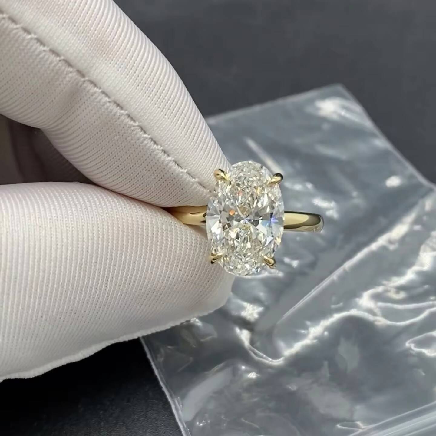 Anster Certificated CVD HPHT Oval 2ct 5ct Lab Grown Diamond Ring Custom 10k 14k 18k Solid Gold Ring Fine Jewelry